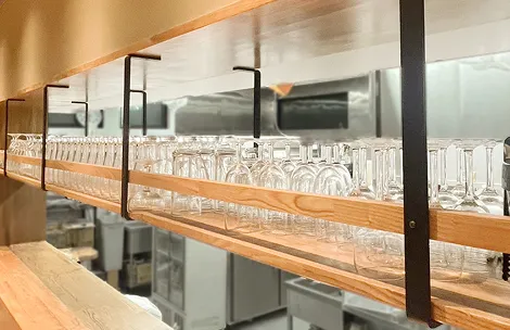 金属の箱型加工品
